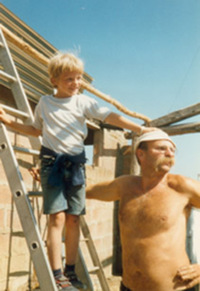 1986-Paul-auf-der-Leiter-und-Peter.jpg