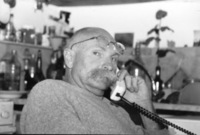 1999-Peter-am-Telefon.jpg