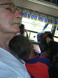 2010-peter-im-bus-q.jpg